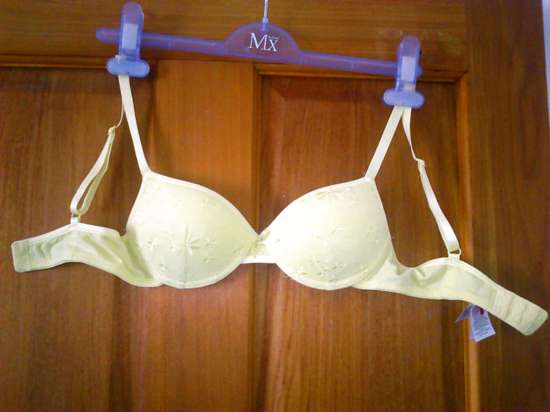 A Cup bras pict gal