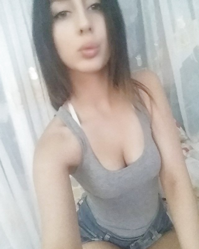 Beautiful & Horny teen # 23 pict gal