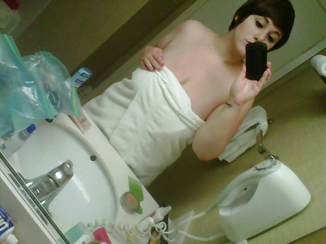 SmutDates.com Username 'SammanthaXO' pict gal