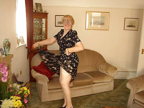 The Mature Wife 2 pict gal