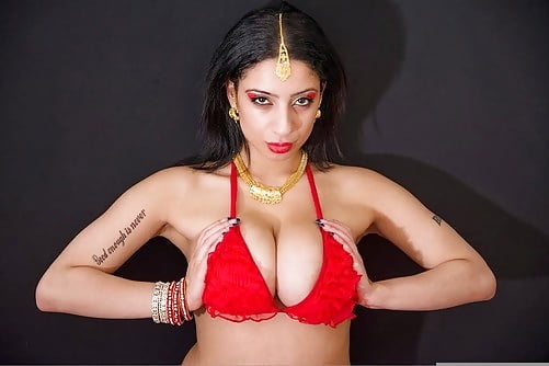 Shanti Masti Indian pict gal