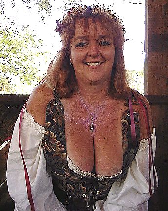 Faire Wenches pict gal