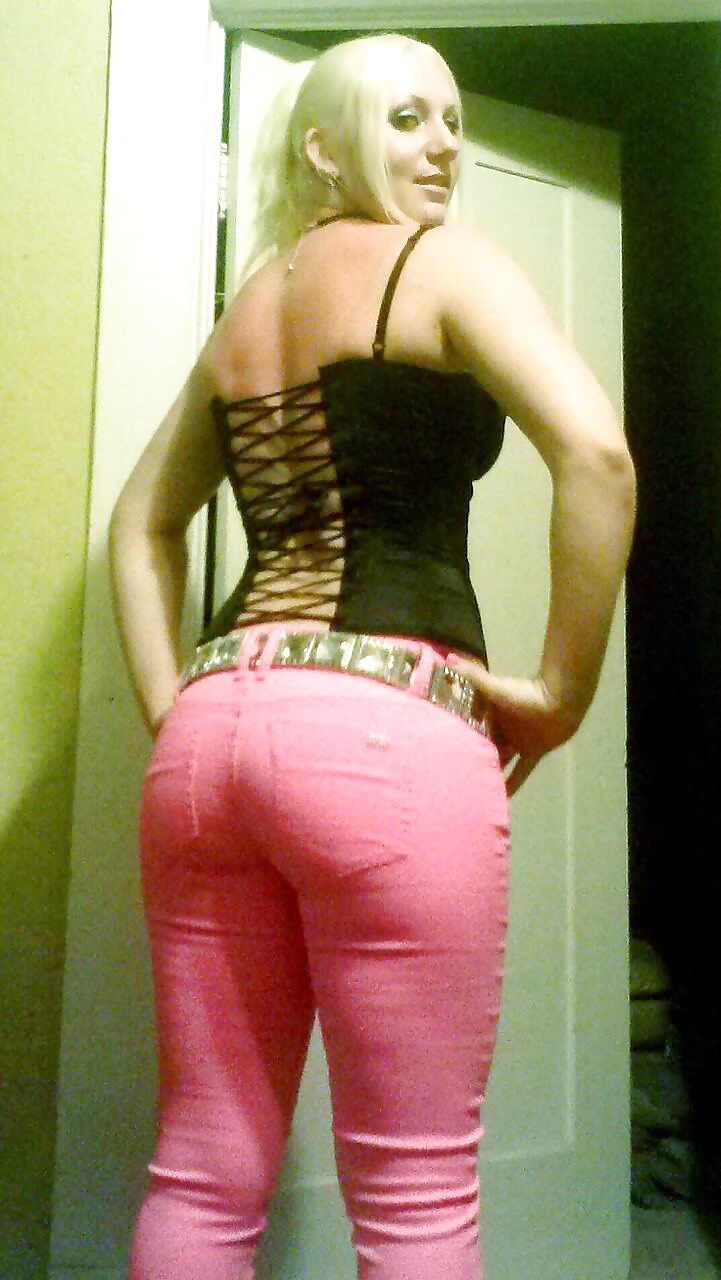 Willing Tramps I Found On Smut Dates pict gal