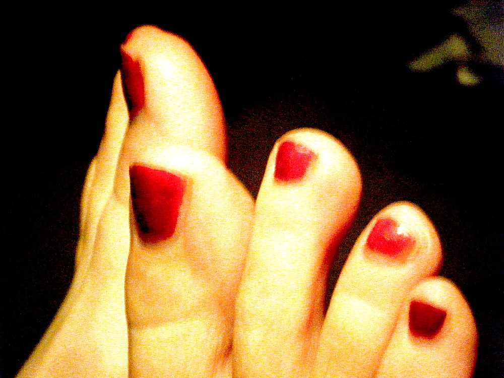 Candid Pics of my Wife's Toes -- No Trannies for a Change! pict gal