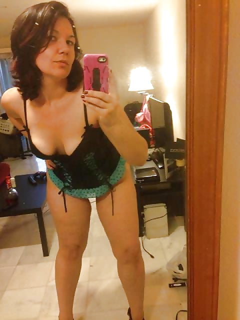 Self Pics Hot Amateurs! - vol 62! pict gal