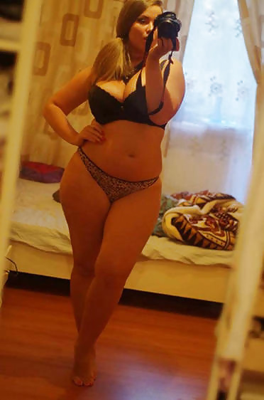 Hot & horny voluptuous chubby girls pict gal