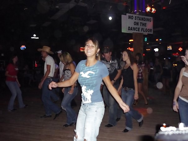 SmutDates User ID: BozzerGrl22 pict gal