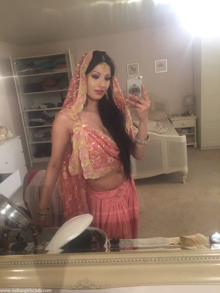 Indian mom boobs photos-1611