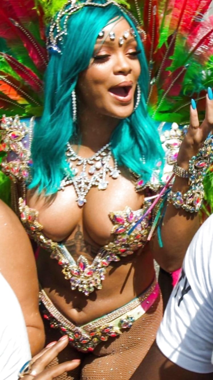 Rihanna 2017 Barbados Carnival Amazing Thick Ass And Tits 22 Pics Xhamster