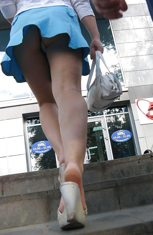 upskirt 2 pict gal