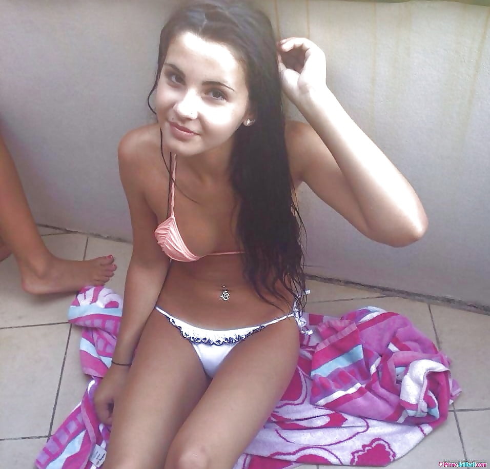 Incredible hot teens 16 pict gal
