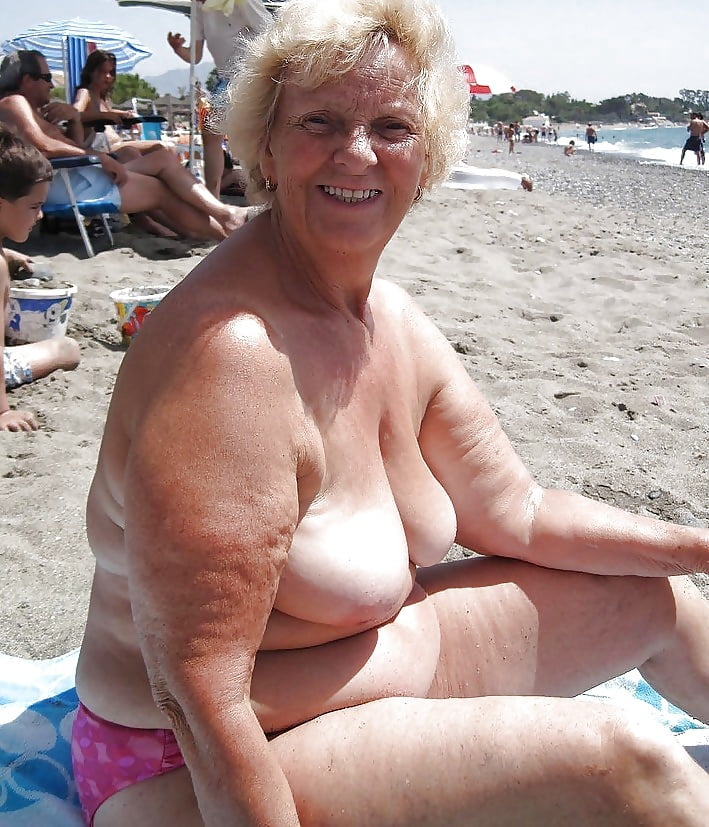 Bbw Matures And Grannies At The Beach 510 15 Pics Xhamster