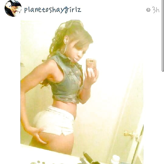 nice Lil piece pict gal