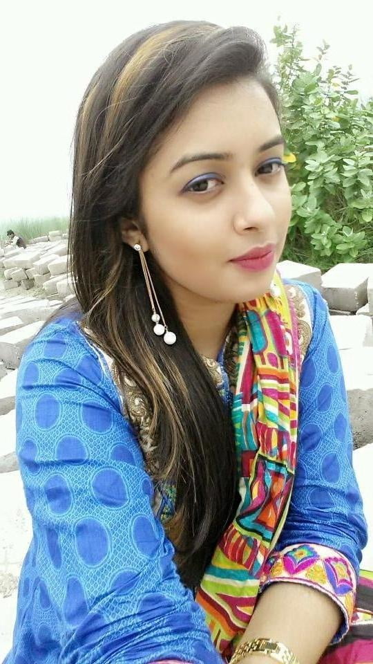 Pakistani Cute Teen - Strips & Groped - leaked photo #324283638