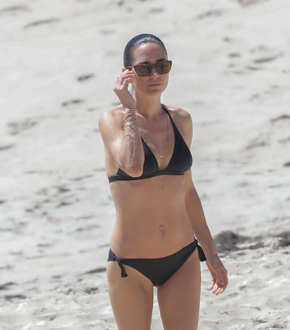 pics Jennifer connelly bikini