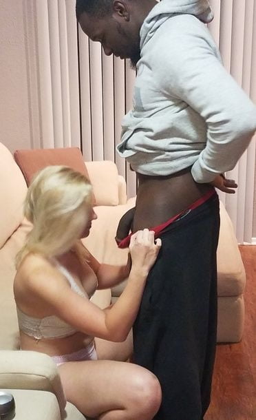 Pics I Like 753 - Interracial Foreplay pict gal