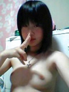 Young japanese girls who love to show 5 pict gal