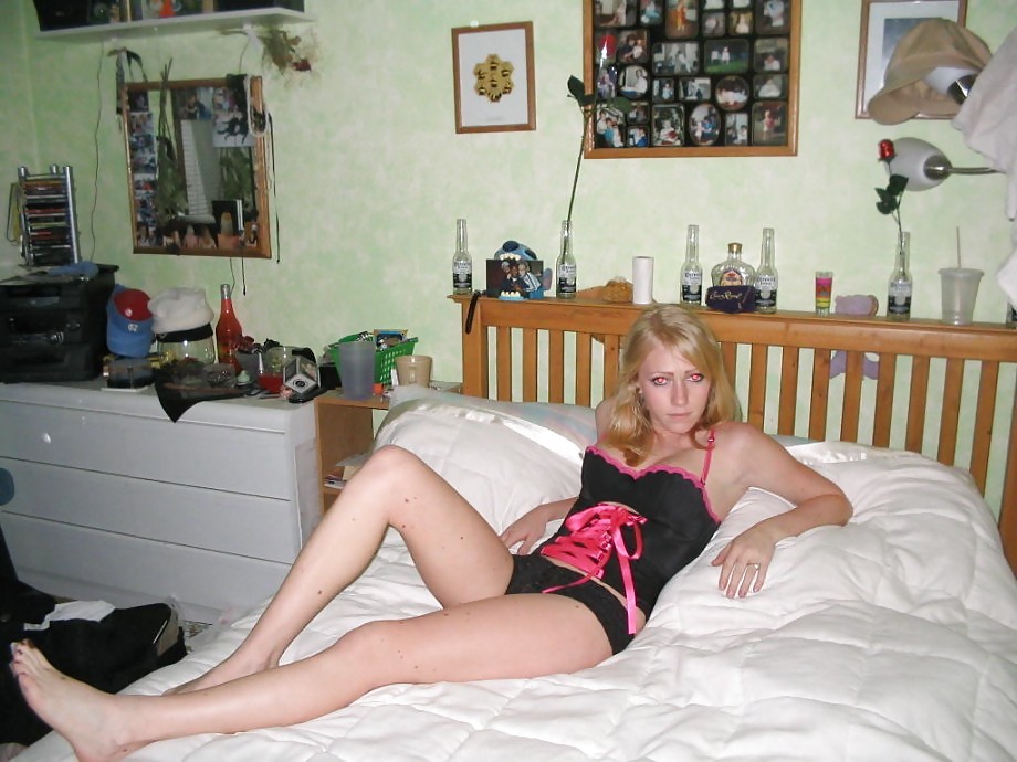 Slut Kira (Pressent for Lizzie-LL) pict gal