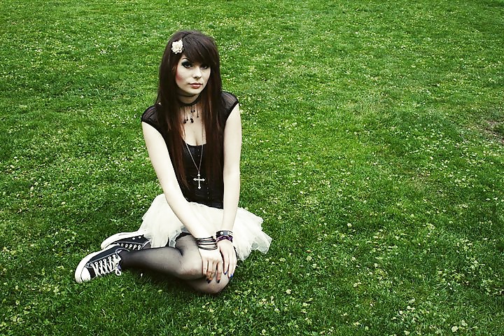 Hot nylon story EMO pict gal