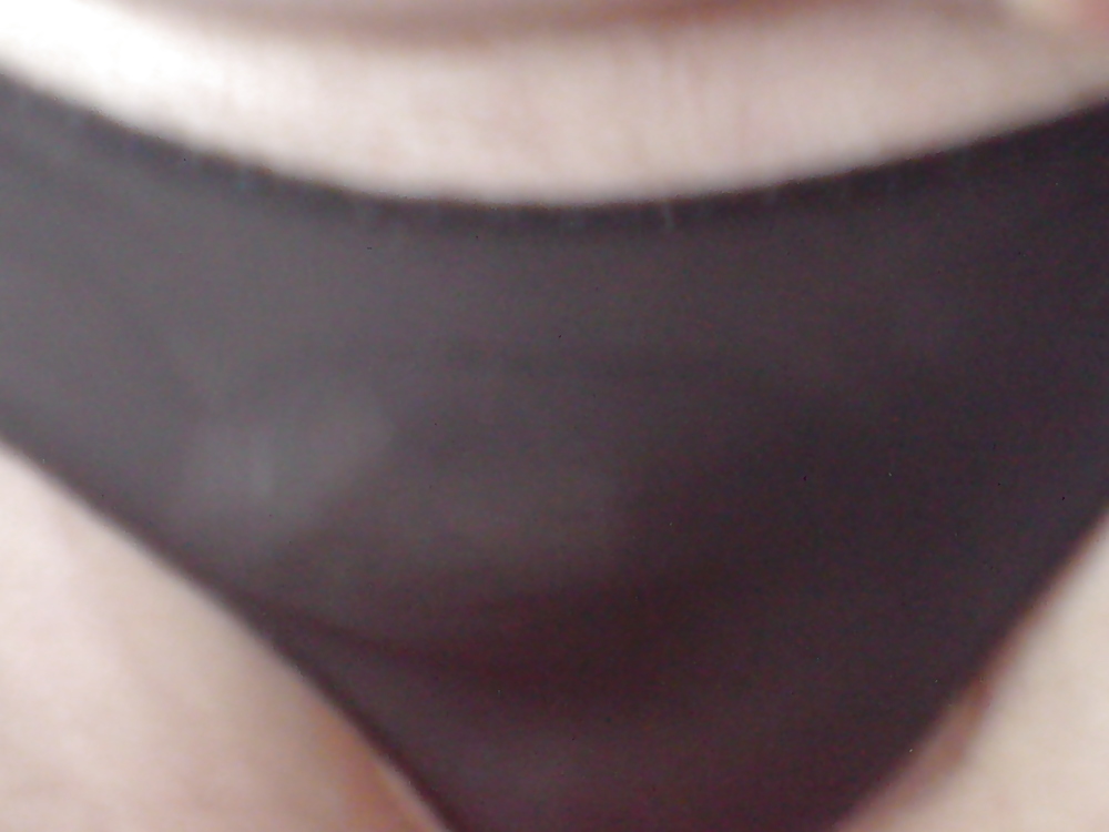 mummy's undies pict gal