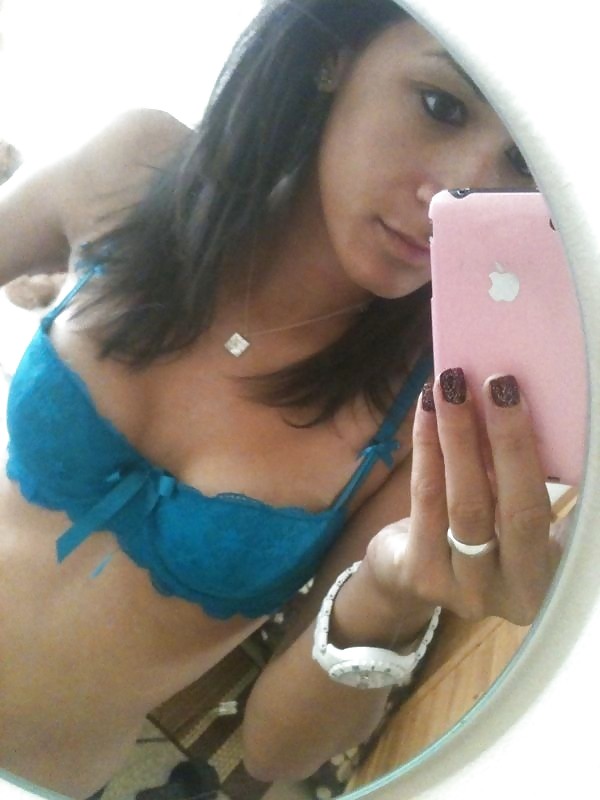 Hot Latino Self Shooter pict gal