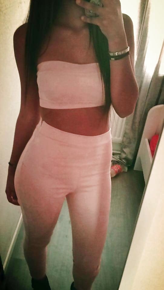 Beurette de 19 ans du 93 pict gal