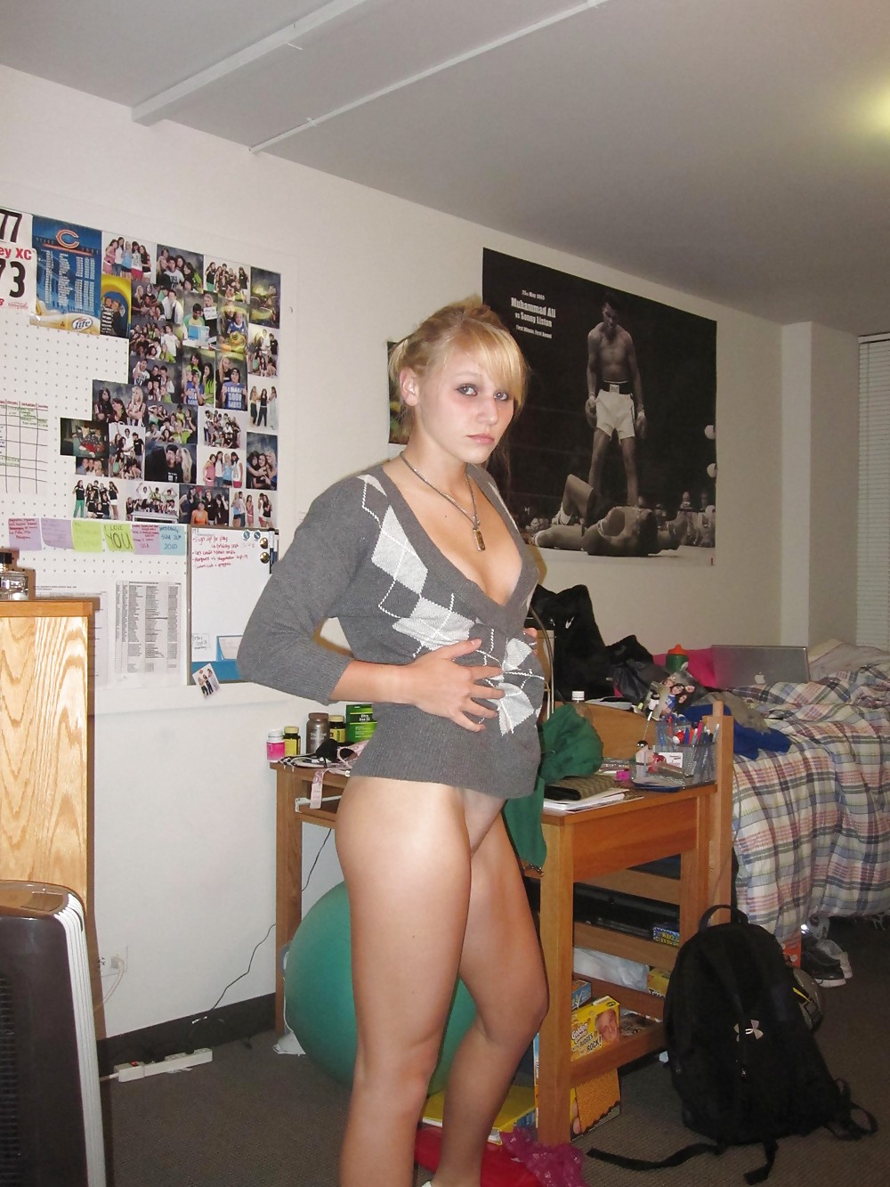 Hot College Teen Stephanie pict gal