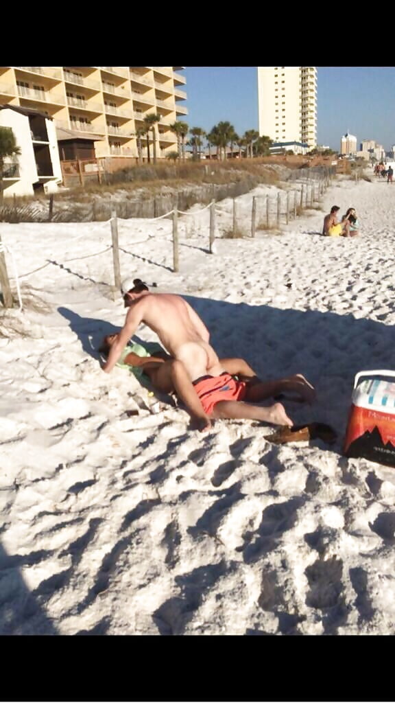 the summer is hot with friends .23 pict gal