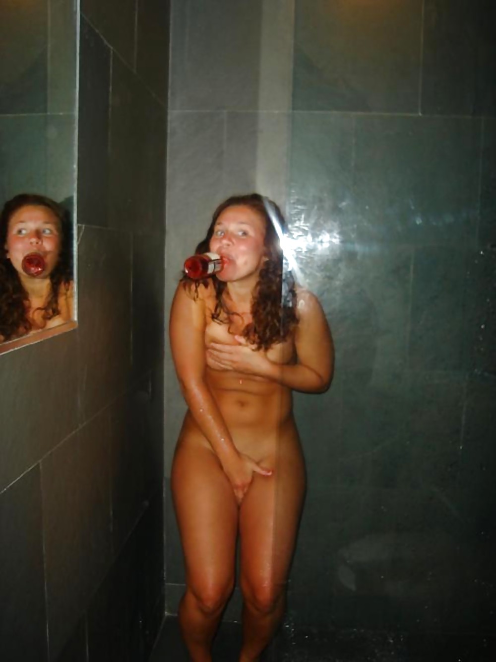 Embarrassed Nude Girls 14 pict gal