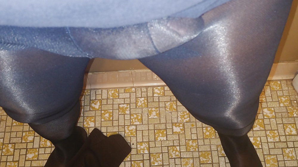 pantyhose saturday pict gal