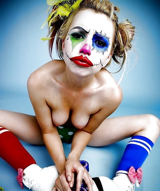 Lexi Belle Clown Nude.