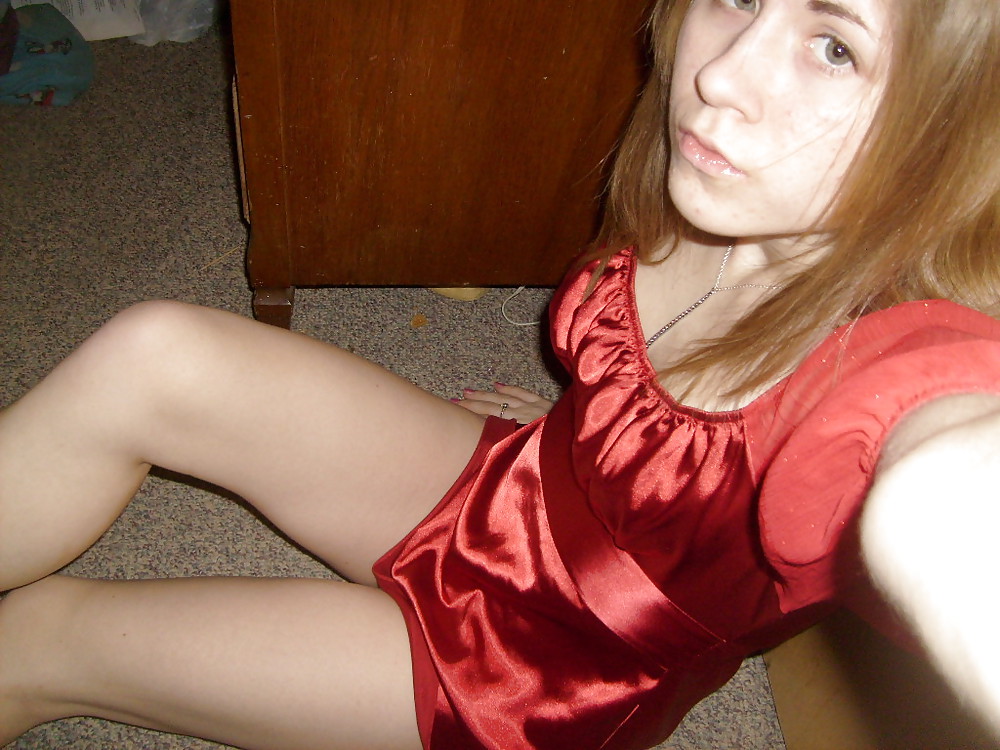 Amateur Elaine pict gal