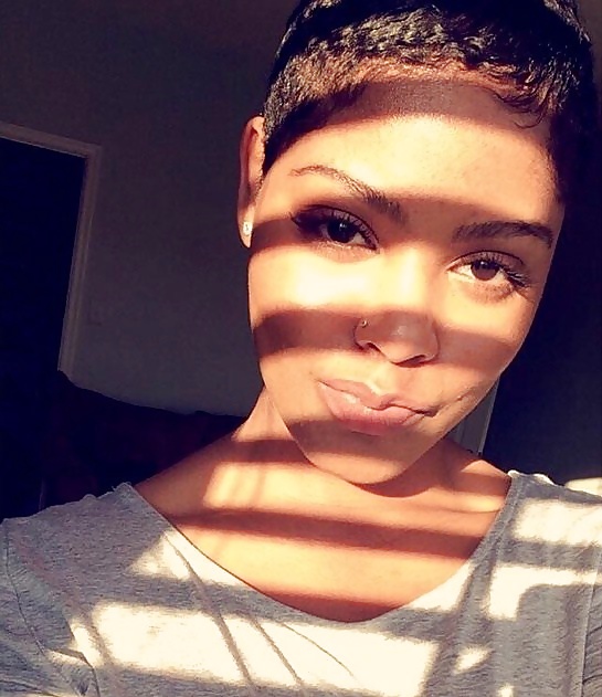 MANY FACES VOL.9 pict gal