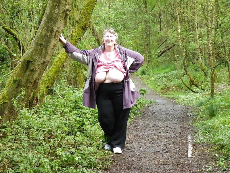 Granny naked outdoor 1. pict gal