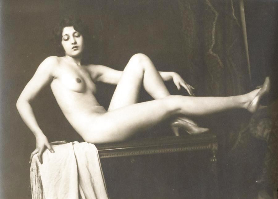 Topless Nude Barbier Pic