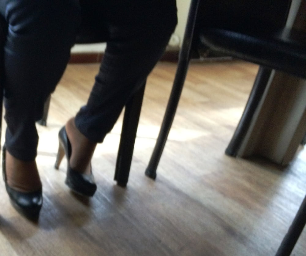 Candid Feet And Heels At Work 3 117 Pics
