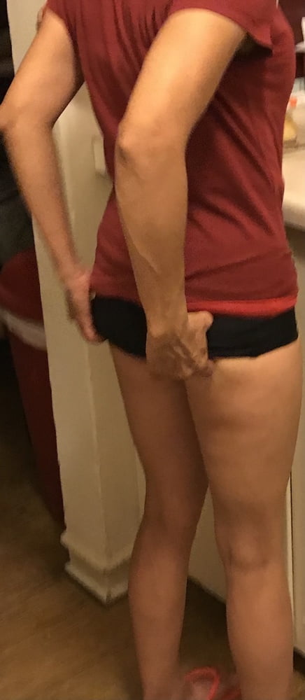 Spying On My Wife- 8 Photos 