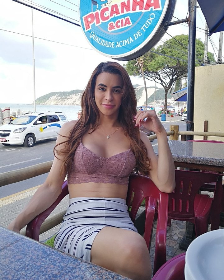 Carla brasil ts