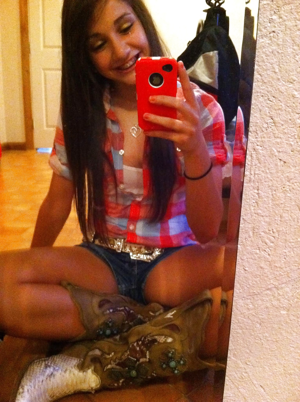 High School young and tender pussy pict gal