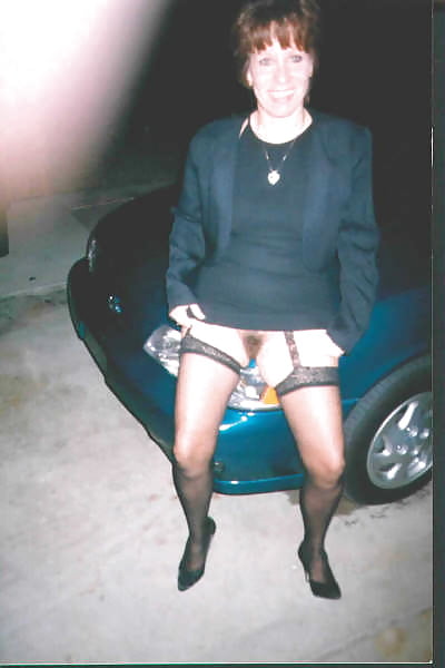 Mature Wives, Milfs Car Picture Mix pict gal