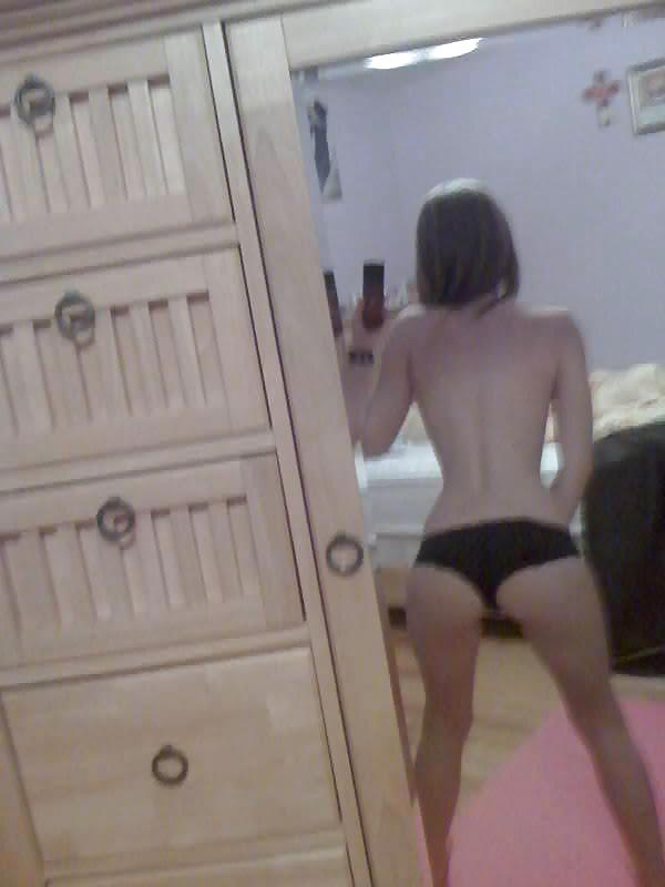 brunette pict gal