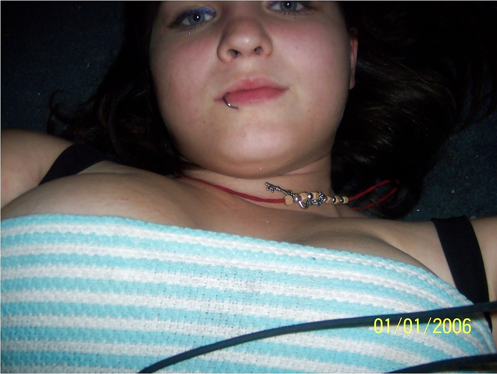 Sexy chubby busty teen pict gal