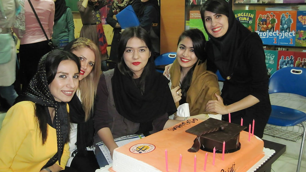 Persian Iranian Hijab Chicks in English school pict gal