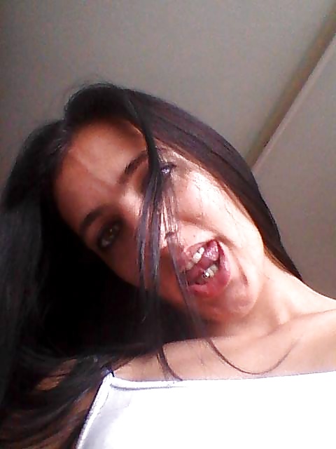 British Indian Chav girl Part 4 LEAVE COMMENTS pict gal