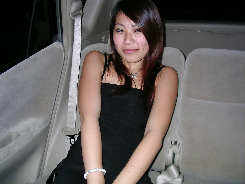 YOUNG AND HORNY ASIAN TEEN pict gal