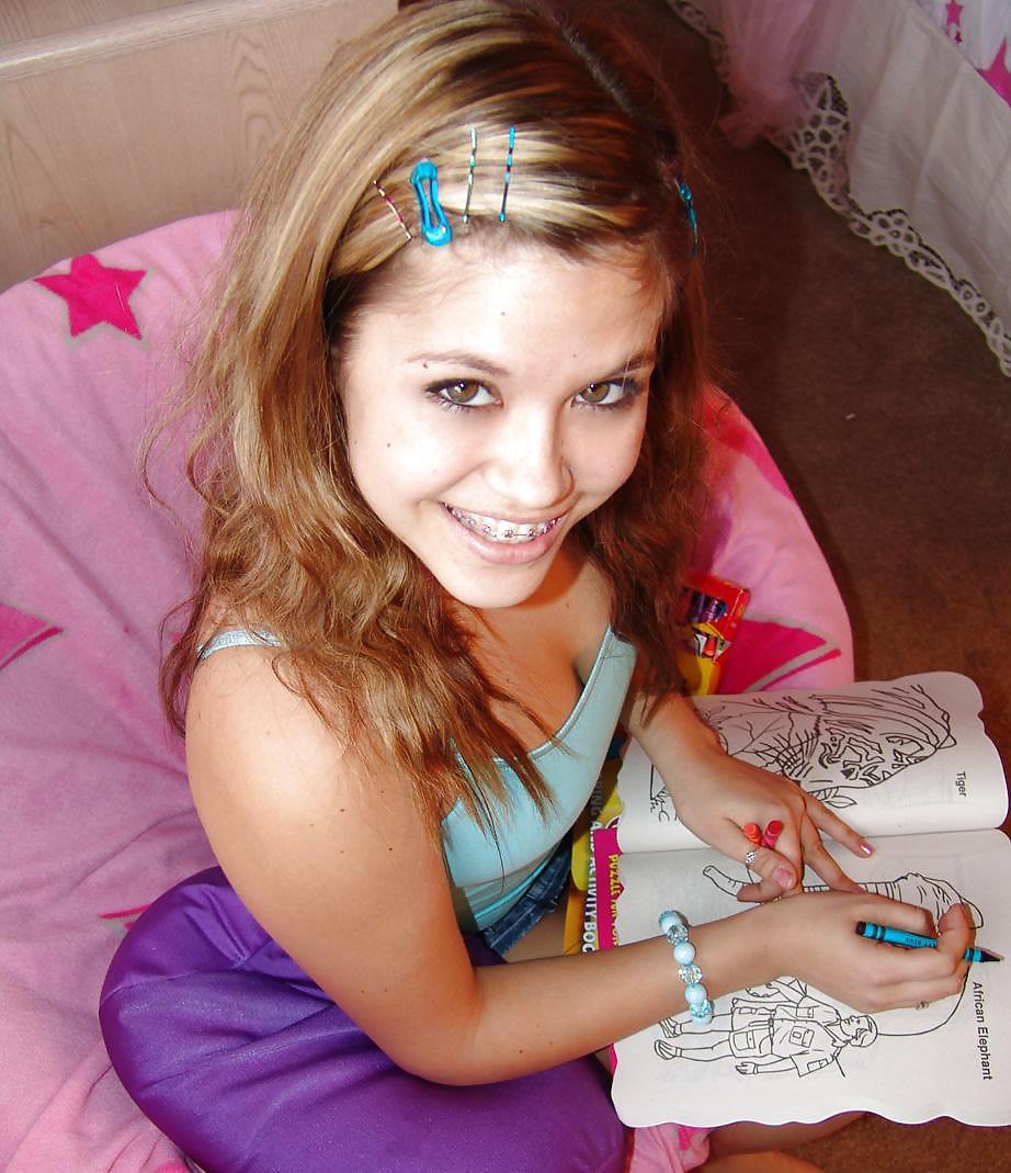 Horny Topanga - Playing with crayons pict gal