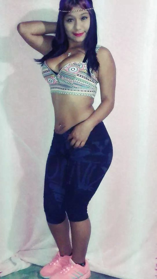 Alejandra Benites. pict gal