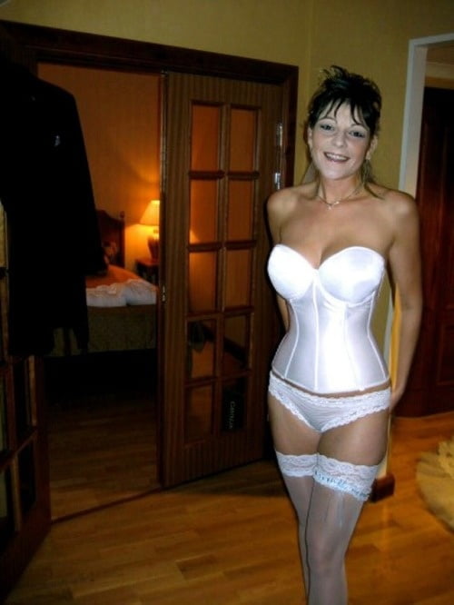 White wife, in fine white lingerie. - 45 Photos 