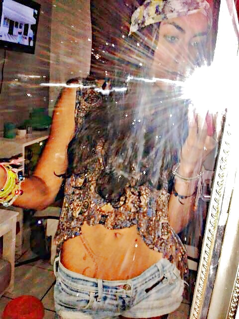 Latina petite Alina Ramirez pict gal