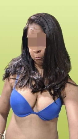 plenty of milf ass and tits         